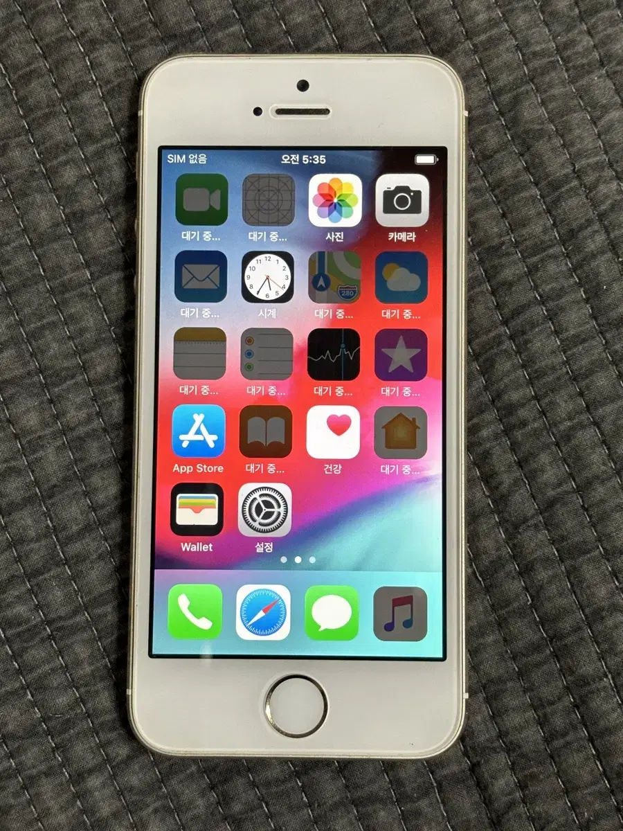 iPhone5s 16GB Gold  50090